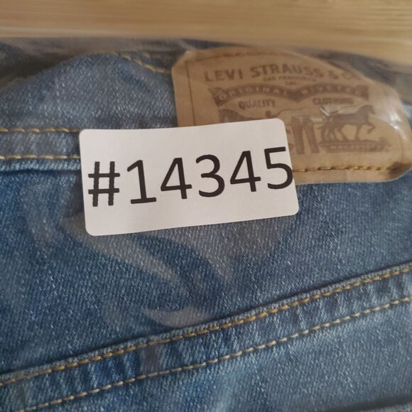 Levis Overalls Girls Size 14 Blue Denim Cotton Blend Pockets Adjustable Straps - Picture 10 of 11